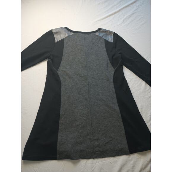 Lynn Ritchie Women's Gray Black Long sleeve Zip Top Size Small *flawed* - Picture 5 of 5